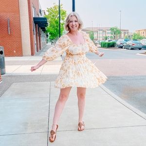 Meet your Posher, Victoria